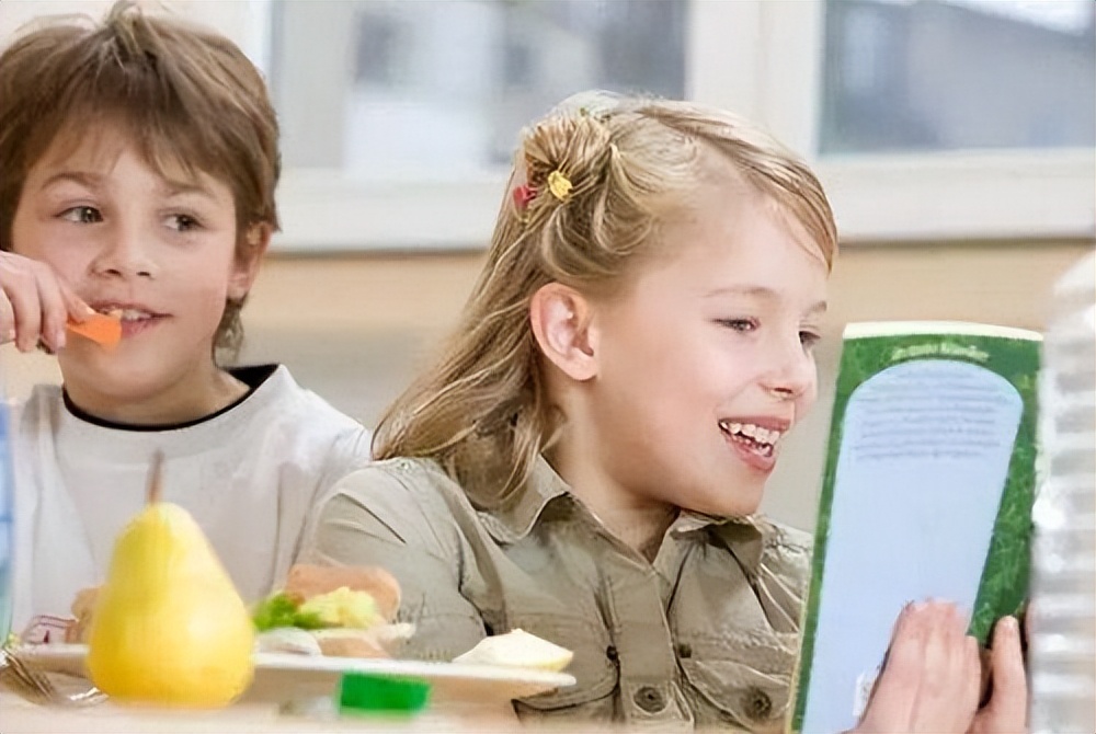 小孩注意力不集中怎样提高注意力,解决孩子注意力不集中的方法