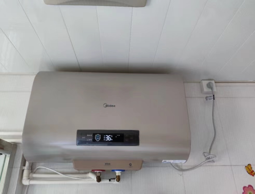 美的电热水器随时浴功能,美的淋浴快热式电热水器