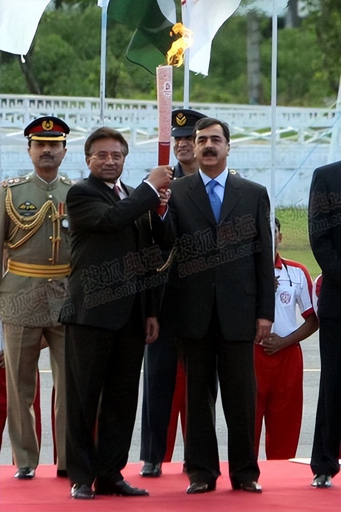 穆沙拉夫一路走好,穆沙拉夫之后的巴基斯坦总理