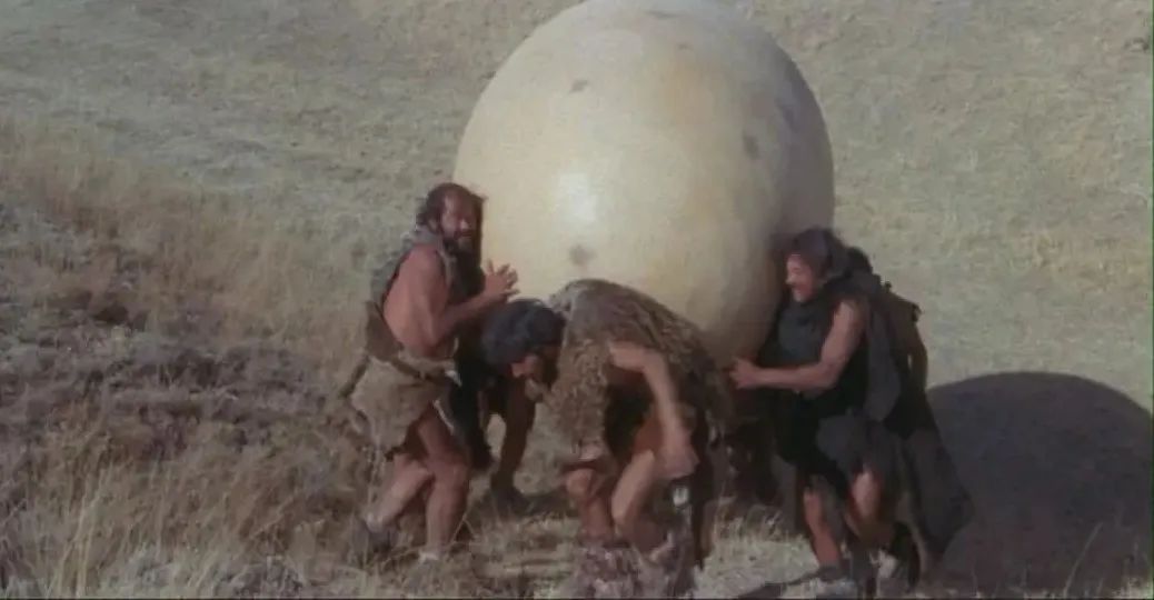 祭牲是一种古老的仪式，而我们忘记了它的*力暴**起源