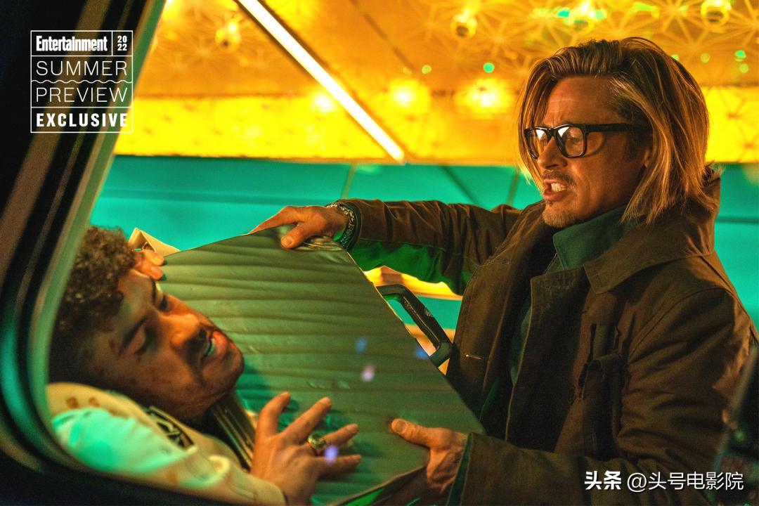 基努里维斯和布拉德皮特同框,模仿基努里维斯战术