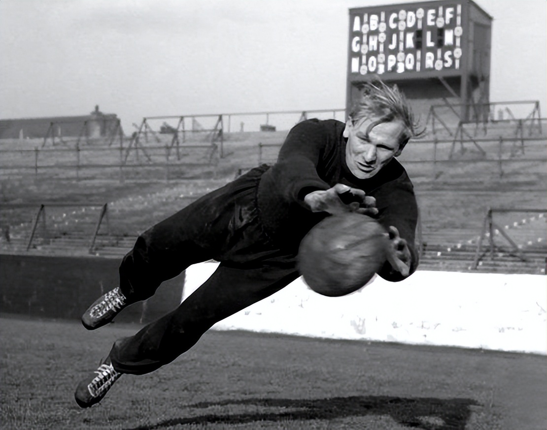 蓝月专属传奇,蓝月传奇bt版单职业