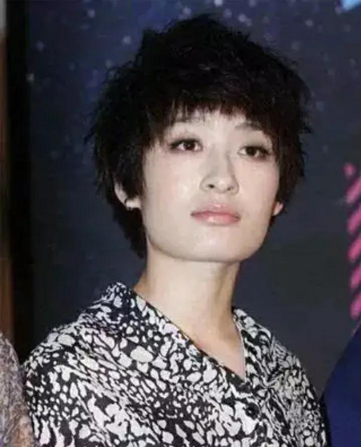 超女曾轶可哪一届,怎么评价曾轶可的才华