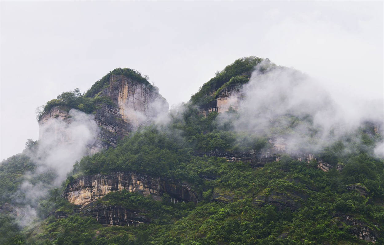 四个必去的宝藏景点 (此生必去中国五个宝藏地)