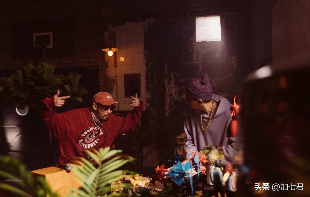 热狗中国说唱巅峰,热狗中国说唱巅峰对决穿搭