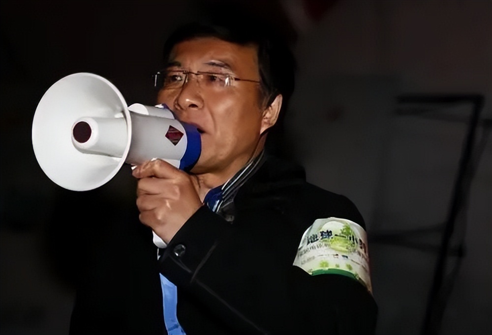 足球解说韩乔生经典语录,足球评论员韩乔生解说搞笑集锦