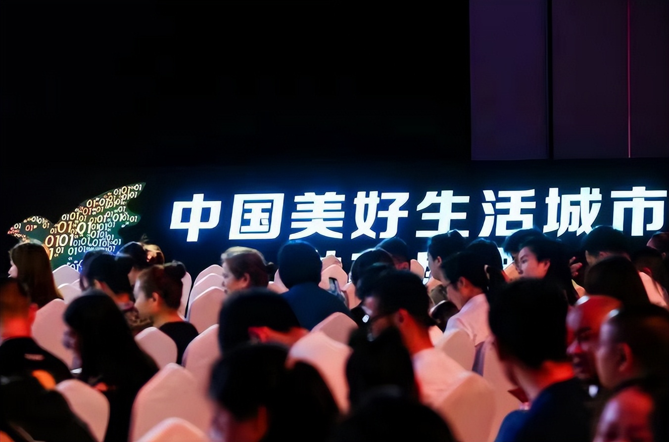 安顺新增旅游景区,中国十大秀美城市安顺视频