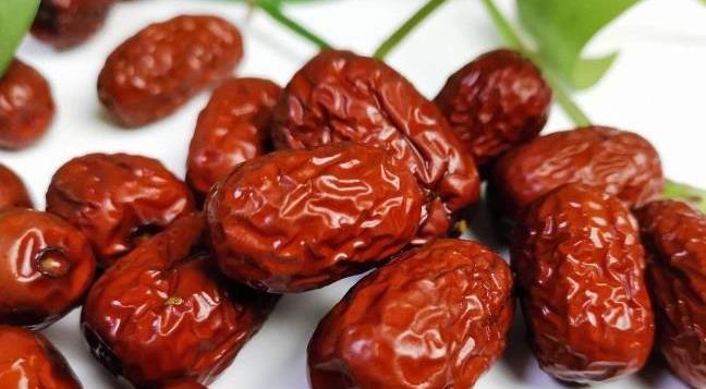 经常吃大枣的人以后会怎么样,经常吃红枣好不好呢