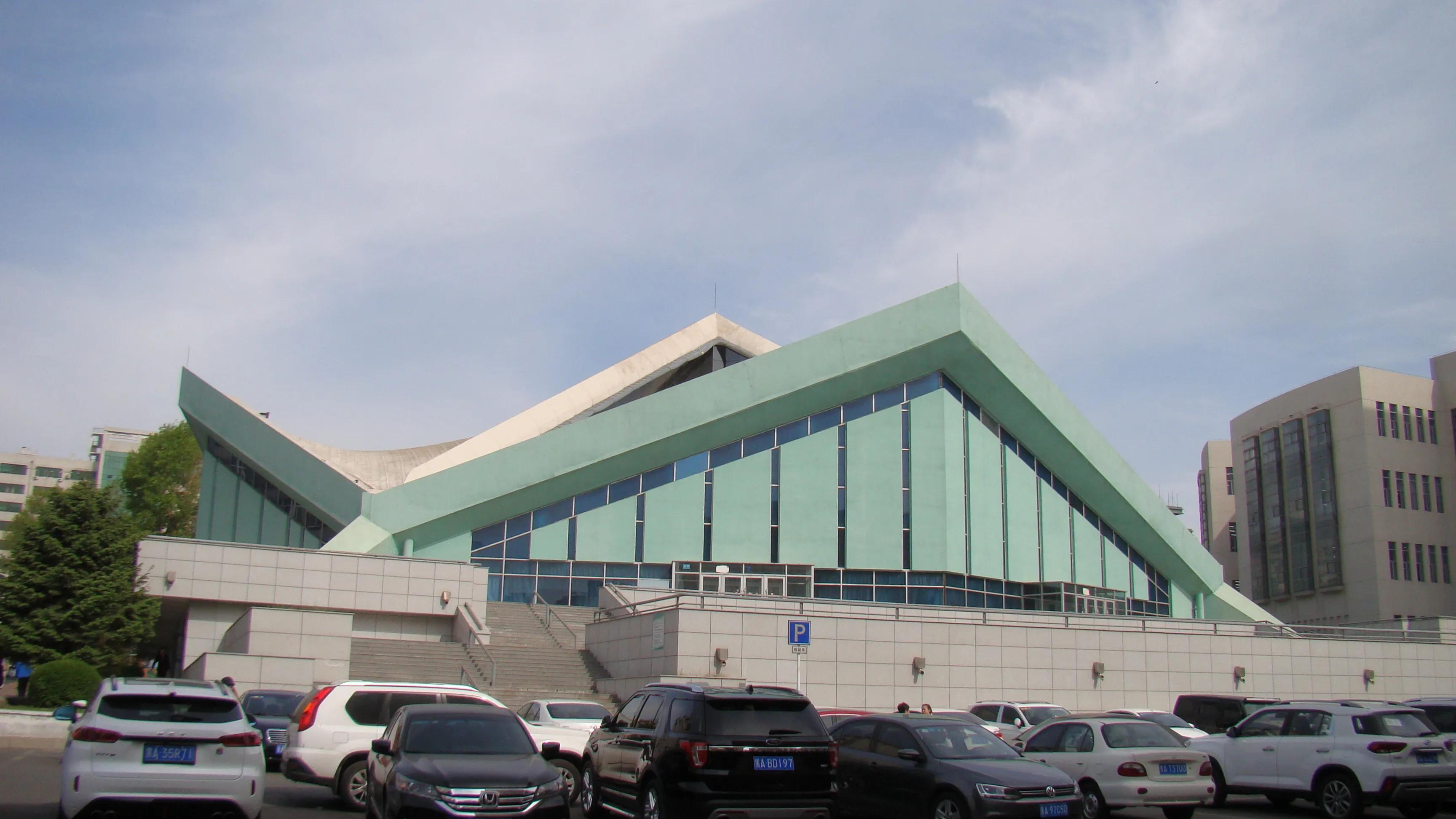 从草根打工仔逆袭成年薪千万,19岁辍学少年如何月入百万暴富