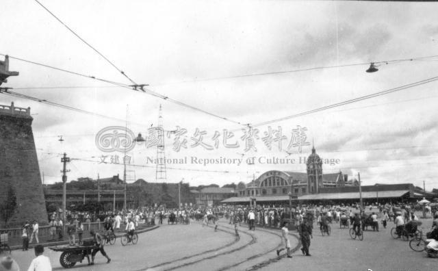 老日军女兵老照片,女子身着日本侵华军装露脸