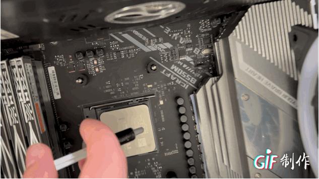 显卡diy水冷安装教程,水冷显卡组装电脑教程