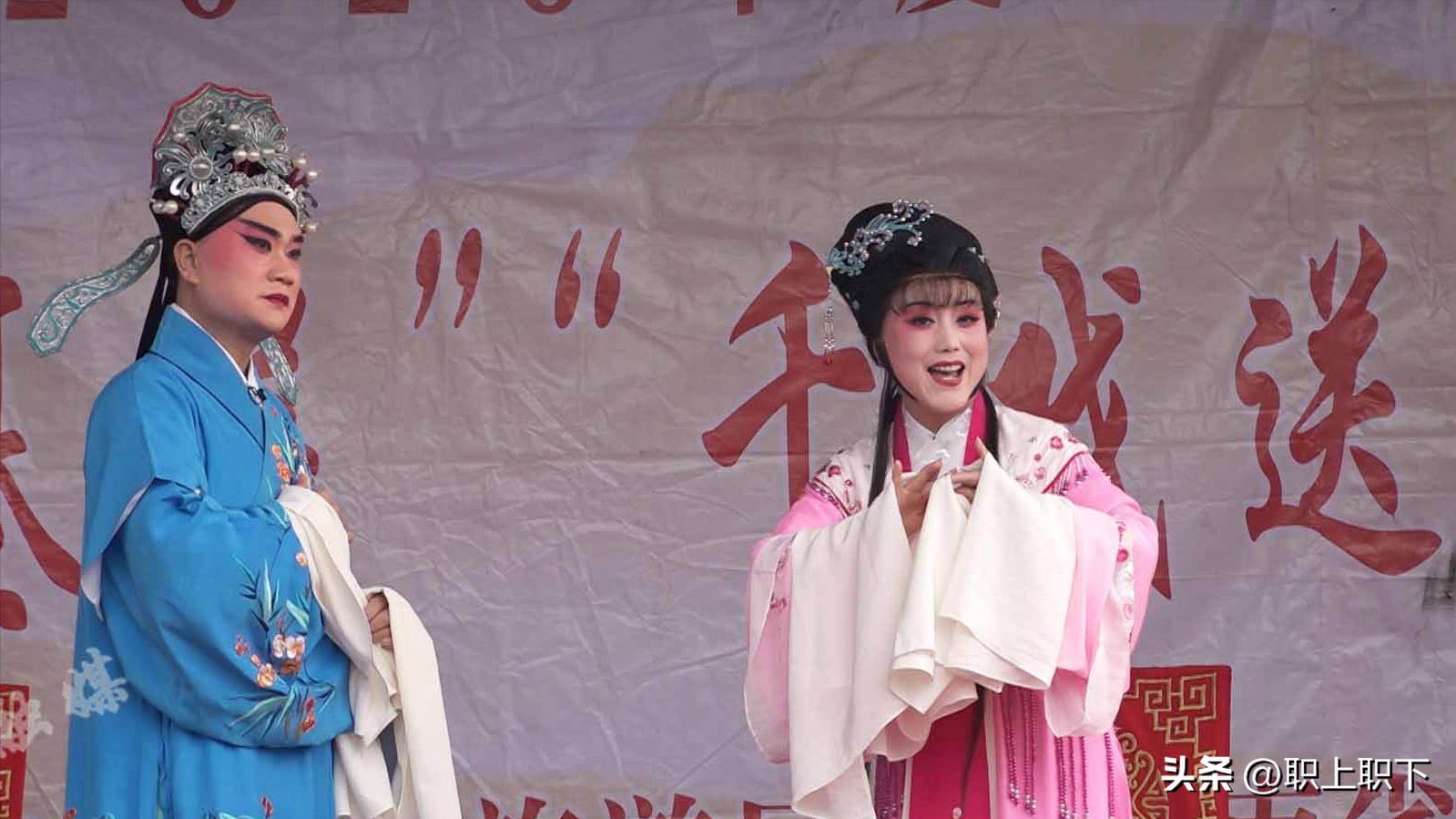 湖南邵阳夫妇在乡场镇给老人拍照月入过万，农村创业有五个风口