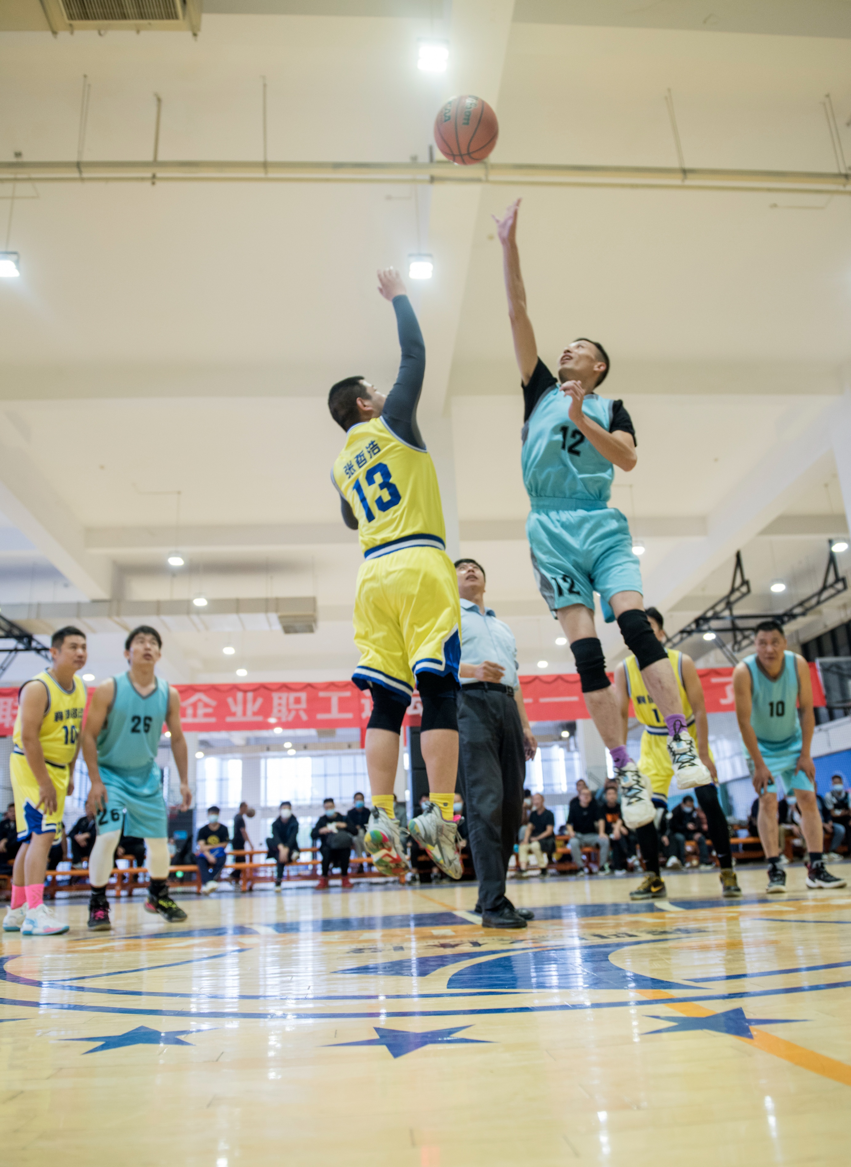 让运动绽放精彩让拼搏成就梦想,让运动员为品牌赋能