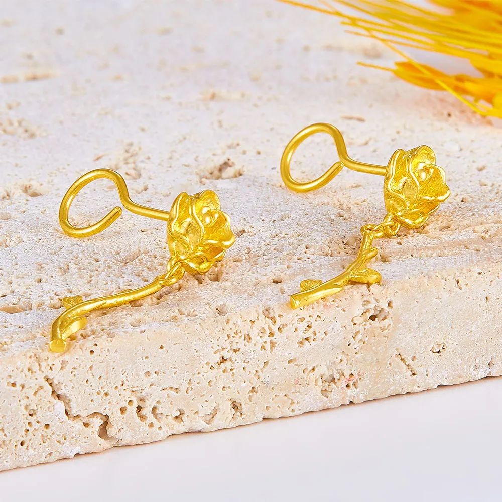 黄金耳饰大小一样是什么意思,怎么挑选适合自己的黄金耳饰