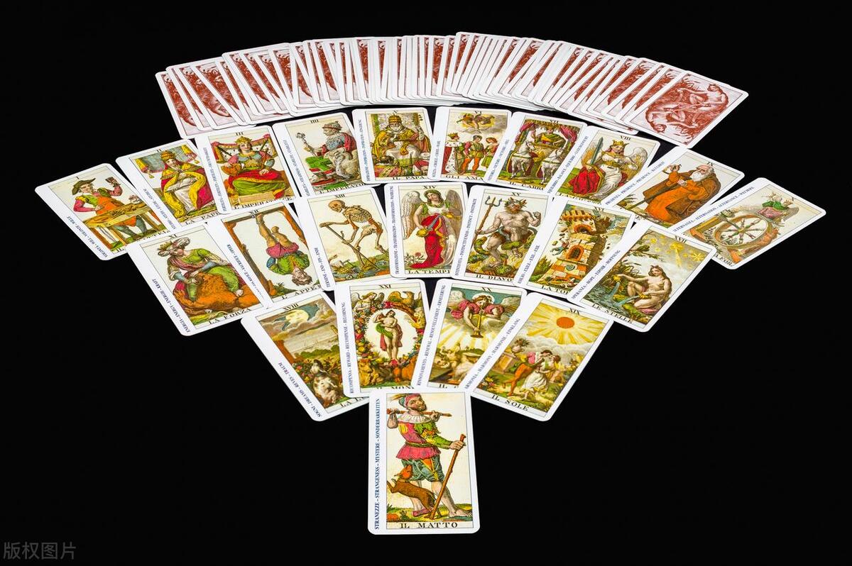 塔罗牌心理学原理,塔罗牌占卜心理学问题