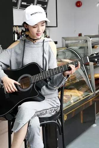 快速入门吉他弹唱歌曲,最短的时间学会吉他弹唱