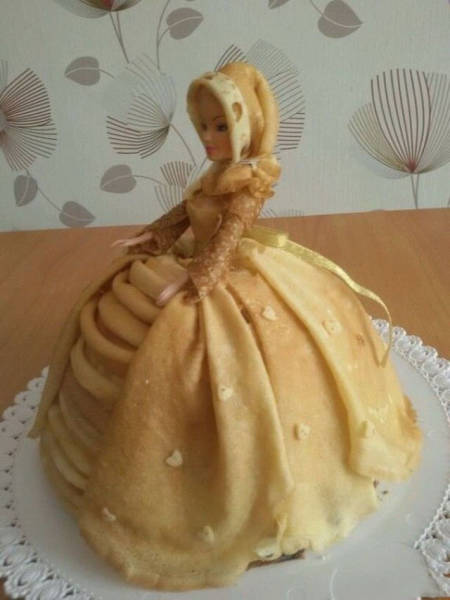 100个难得一见照片，砍伐巨树，运输军舰的巨轮，治疗风湿病的熊