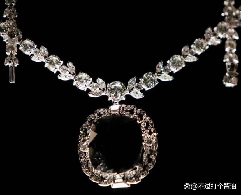 英国鼎盛时期珠宝,英国皇室的顶级珠宝