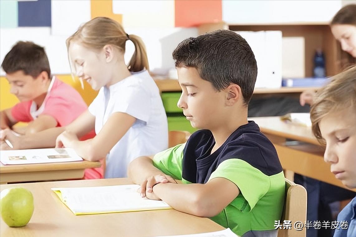 课本上面学不到真正的知识,课本里学不到的知识