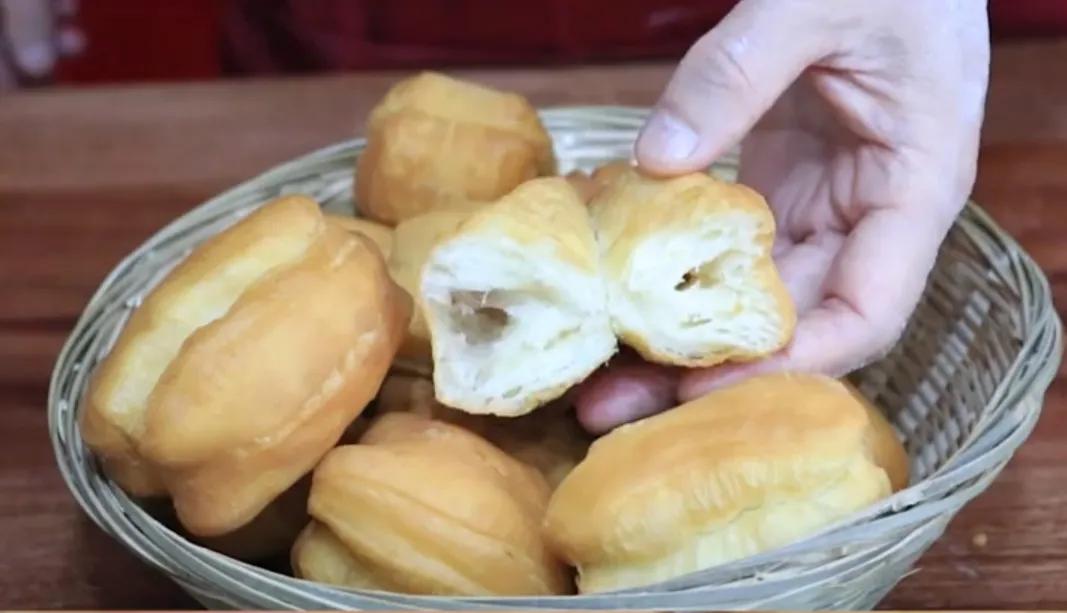 蓬松酥脆小油条做法,蓬松松软的小油条做法与配方