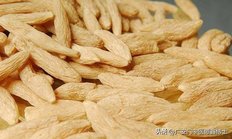 中医治疗胃癌医案1则，通噎降胃、清化瘀热