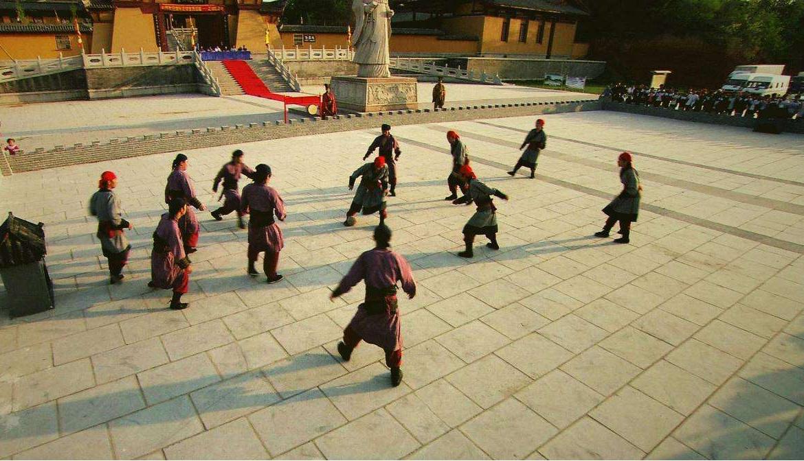 蹴鞠是中国第一运动,蹴鞠最早记载