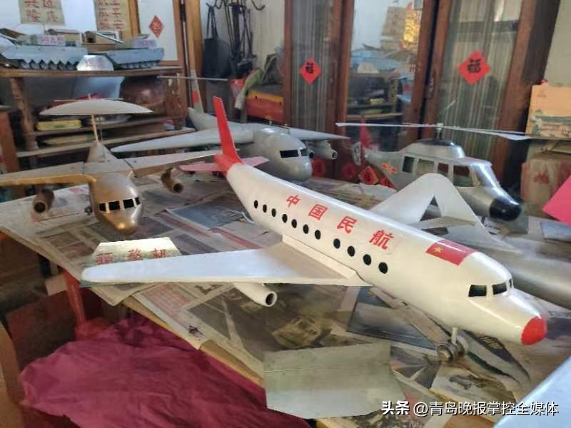 硬核“铁匠爷爷”5年造出百件军模