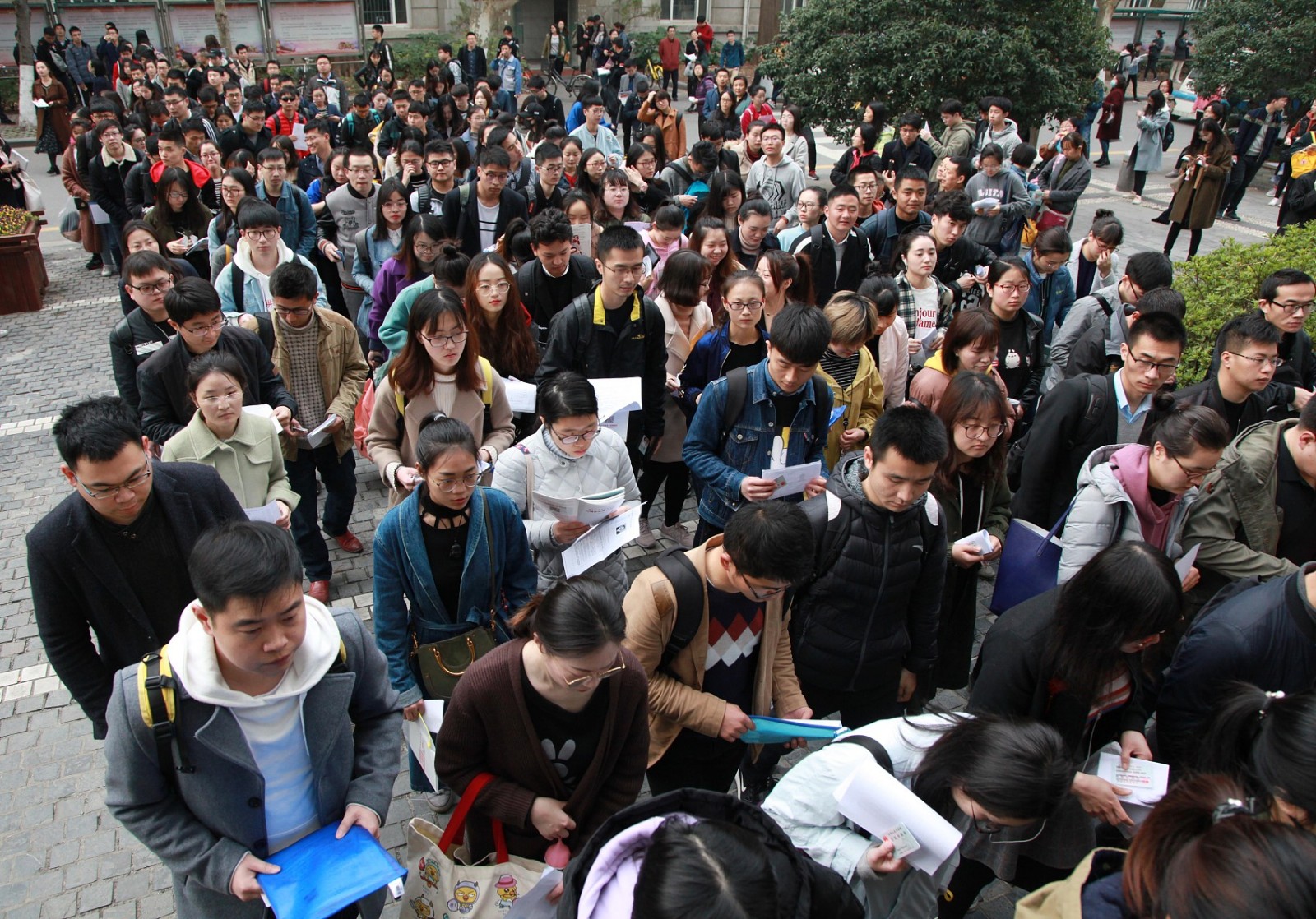 公务员可以做哪些兼职,公务员能兼职工作有哪些