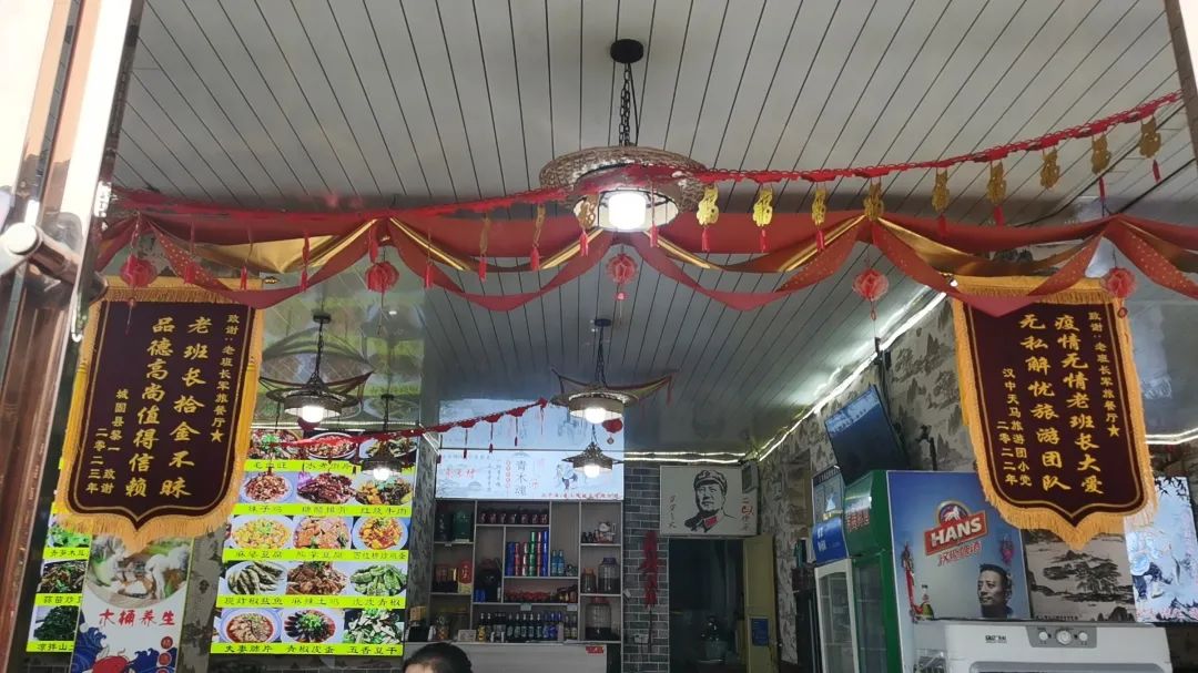 老班长厨房背后的心酸事,炊事班的故事老班长吃饭片段