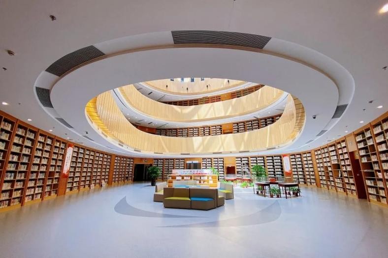 曝光!上海名校“年度最热书单”出炉:《百年孤独》《三体》纷纷上榜