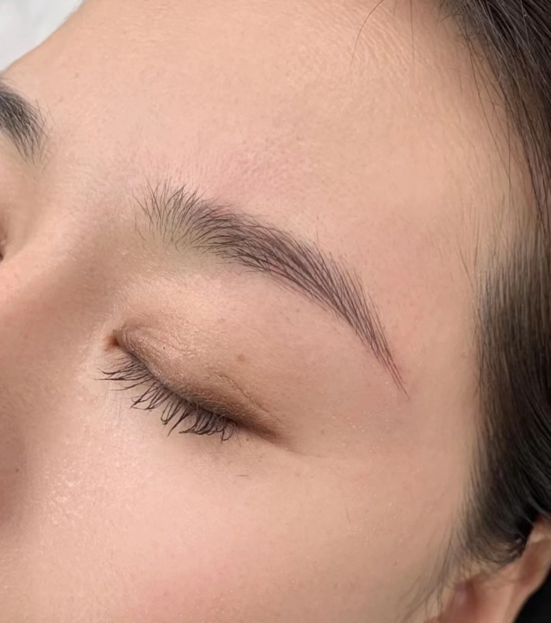 半永久纹眉三年后变蓝后会消失吗,40岁女人纹眉纹什么样眉好看