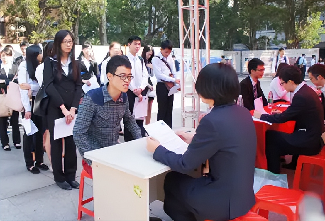 环材生化专业就业率,大学专业里的生化环材是哪些专业