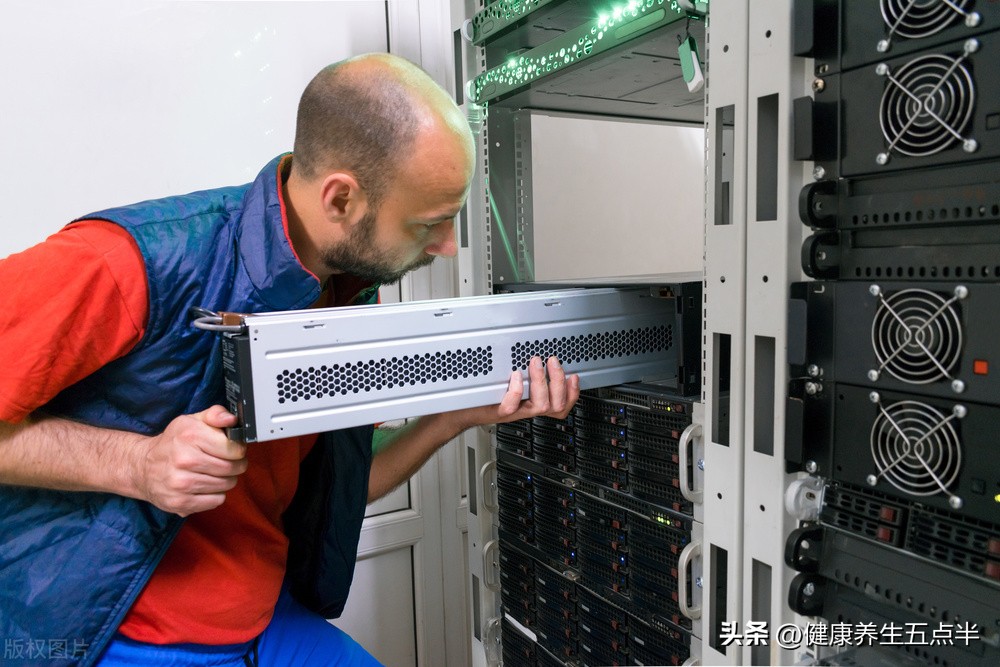 ups电源最值得收藏的操作方法,ups不间断电源三种模式