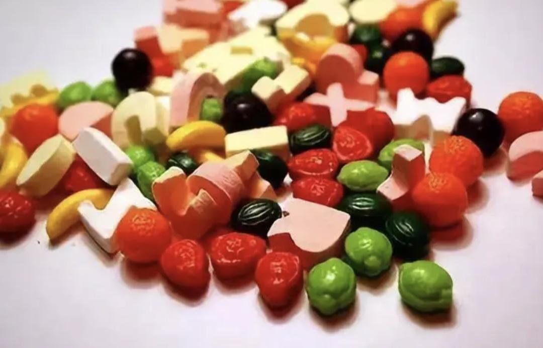 维生素A过量有什么危害,维生素a剂量超过多少会中毒