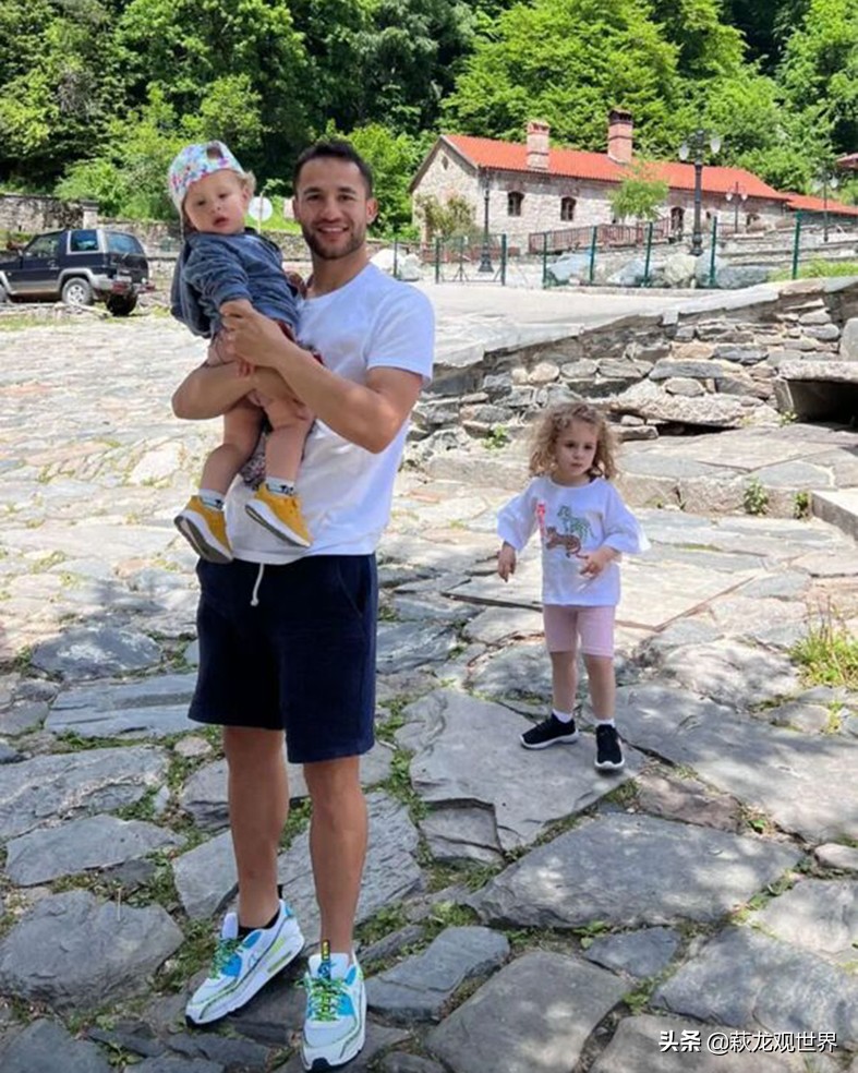 佐内夫保加利亚,佐内夫连续四场破门