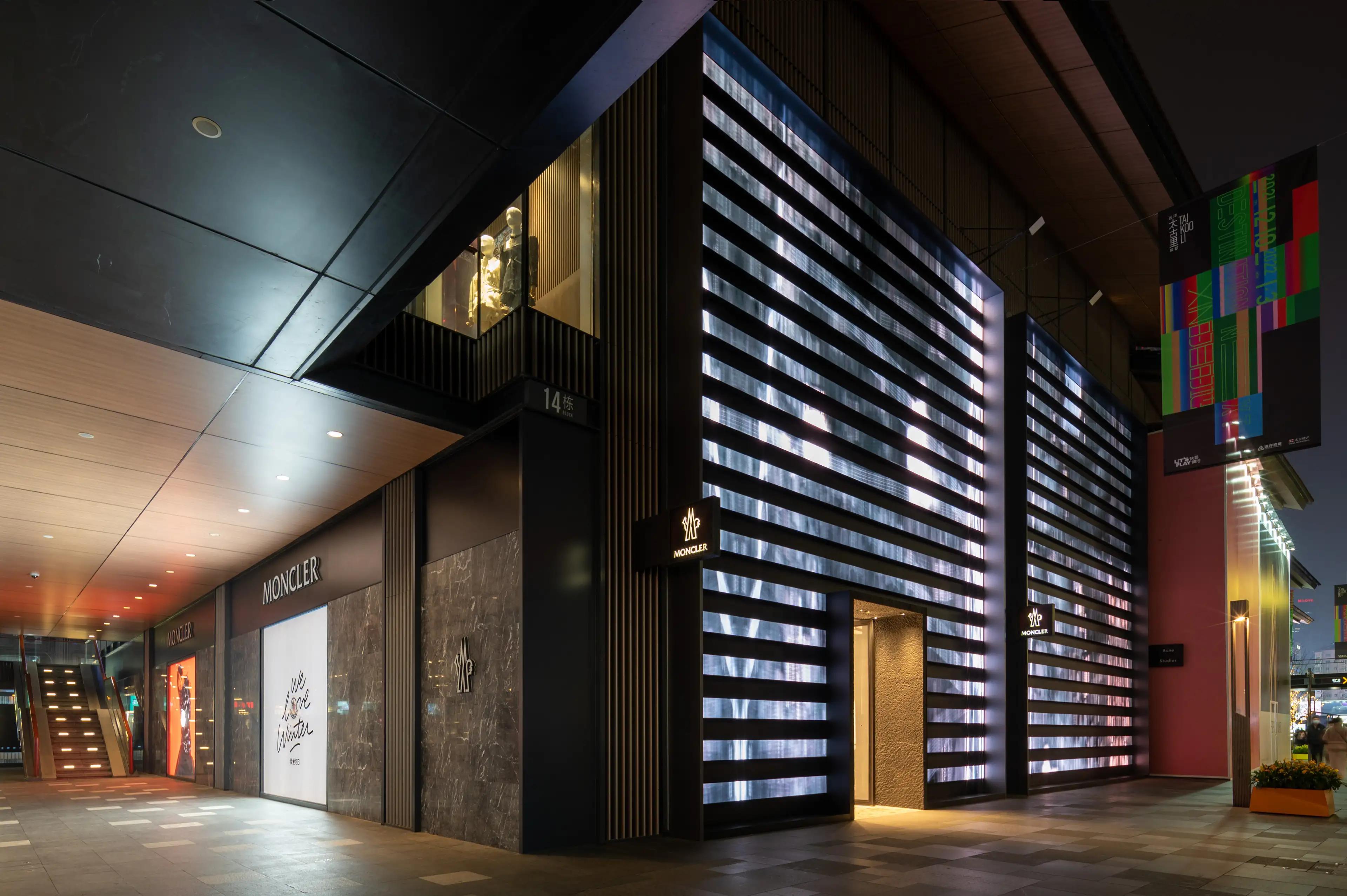 盟可睐moncler男鞋,盟可睐moncler上海专卖店