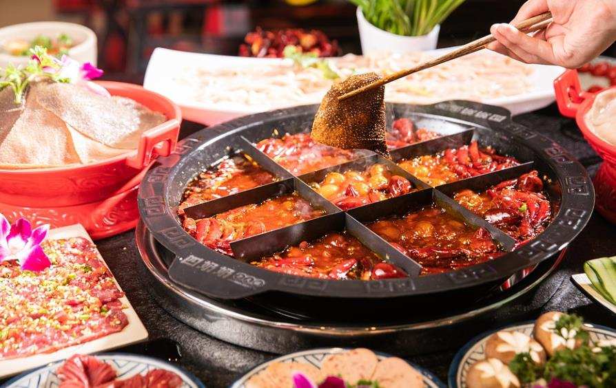 海底捞上半年预亏超2亿亏在哪里,海底捞上半年亏10亿如何自救