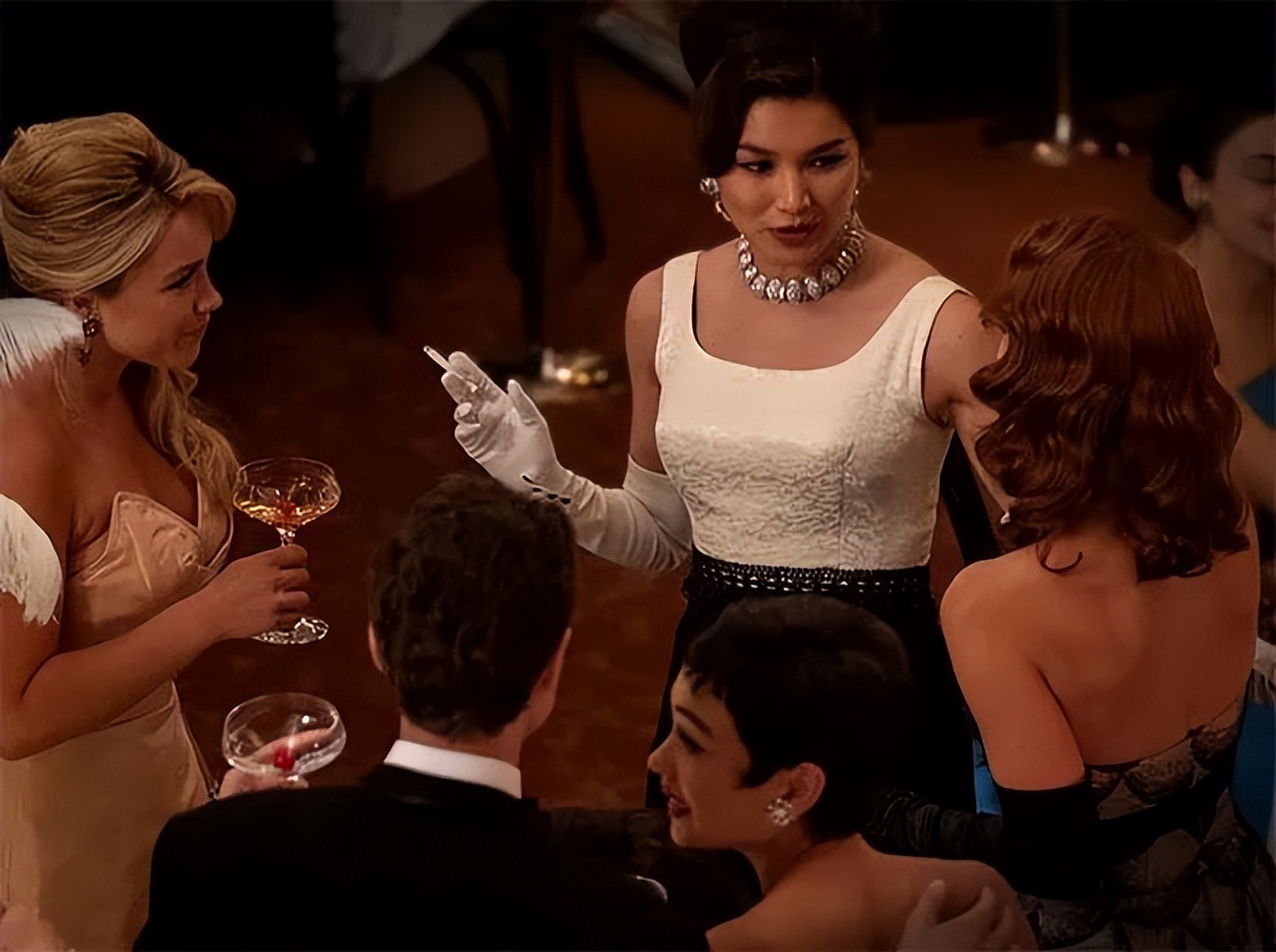 鐢靛奖閲岀殑缁忓吀鐝犲疂,缁忓吀鐢靛奖涓殑缁忓吀鐝犲疂