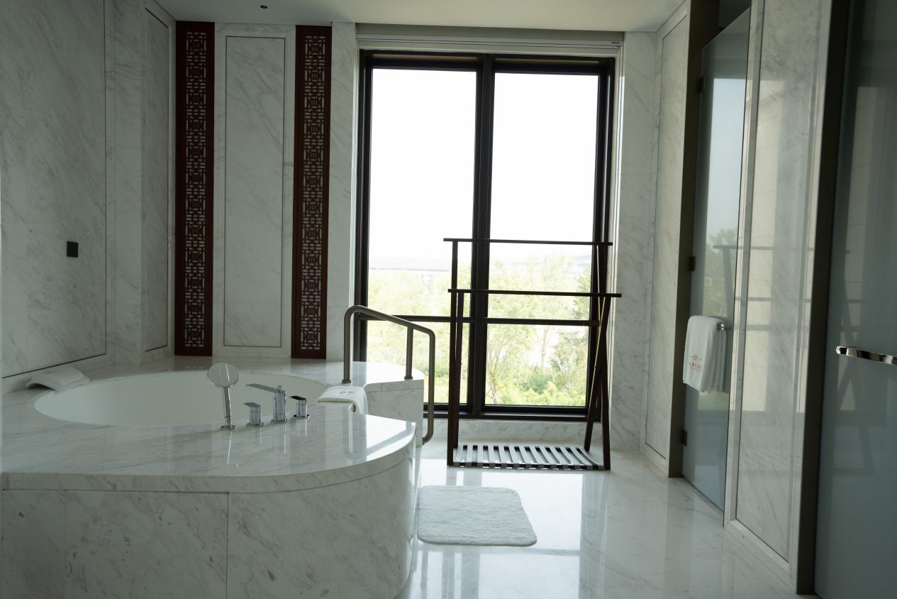 惠达卫浴工程实力再获肯定，服务雄安国际酒店获表扬