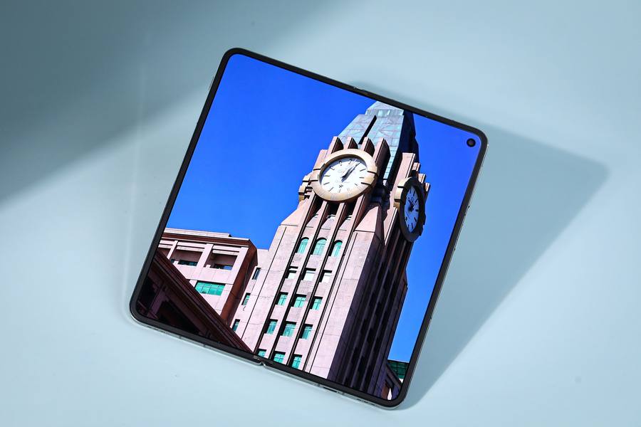 oppofindn3折叠屏手机副屏助手,oppofindn3代折叠屏支持无线充电吗