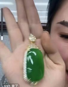 18克金镯,直播间99元买35g手镯足金是真的吗