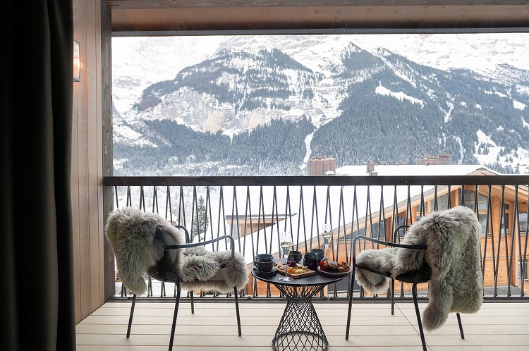 希尔顿集团一季度净收入,希尔顿财报