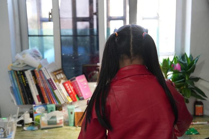 潮评丨横店童漂4个月赚250元，膨胀的童星梦迎合了谁的欲望