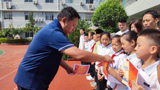 “汇”运动“慧”成长活力无限——济南市汇泉小学举行秋季运动会