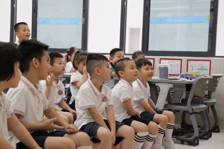 探秘小学幼小衔接,探秘小学大班