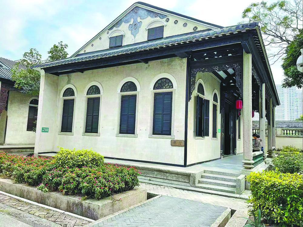 鍗庝鲸棰嗚闄堣姵,鍗庝鲸闄堣姵