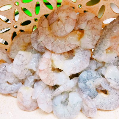 清炒玉米虾仁家常做法,清炒速冻玉米粒