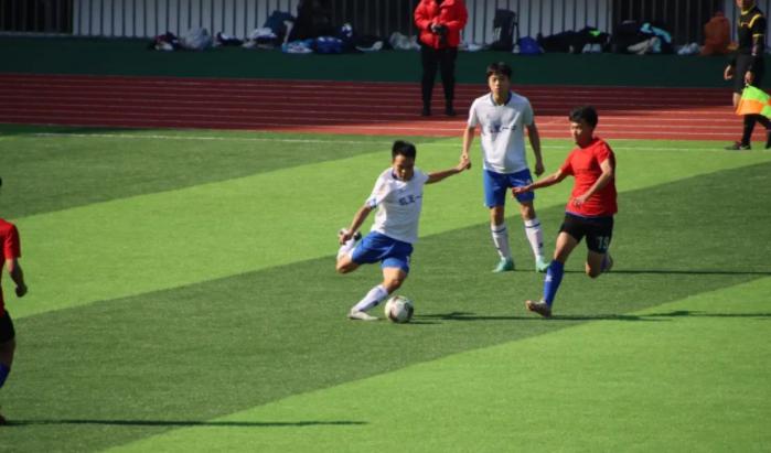 凯里学校足球比赛,凯里足球比赛小学组