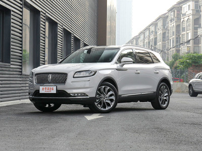 顶配间的较量林肯航海家vs奥迪q5l,林肯航海家对比奥迪q5l