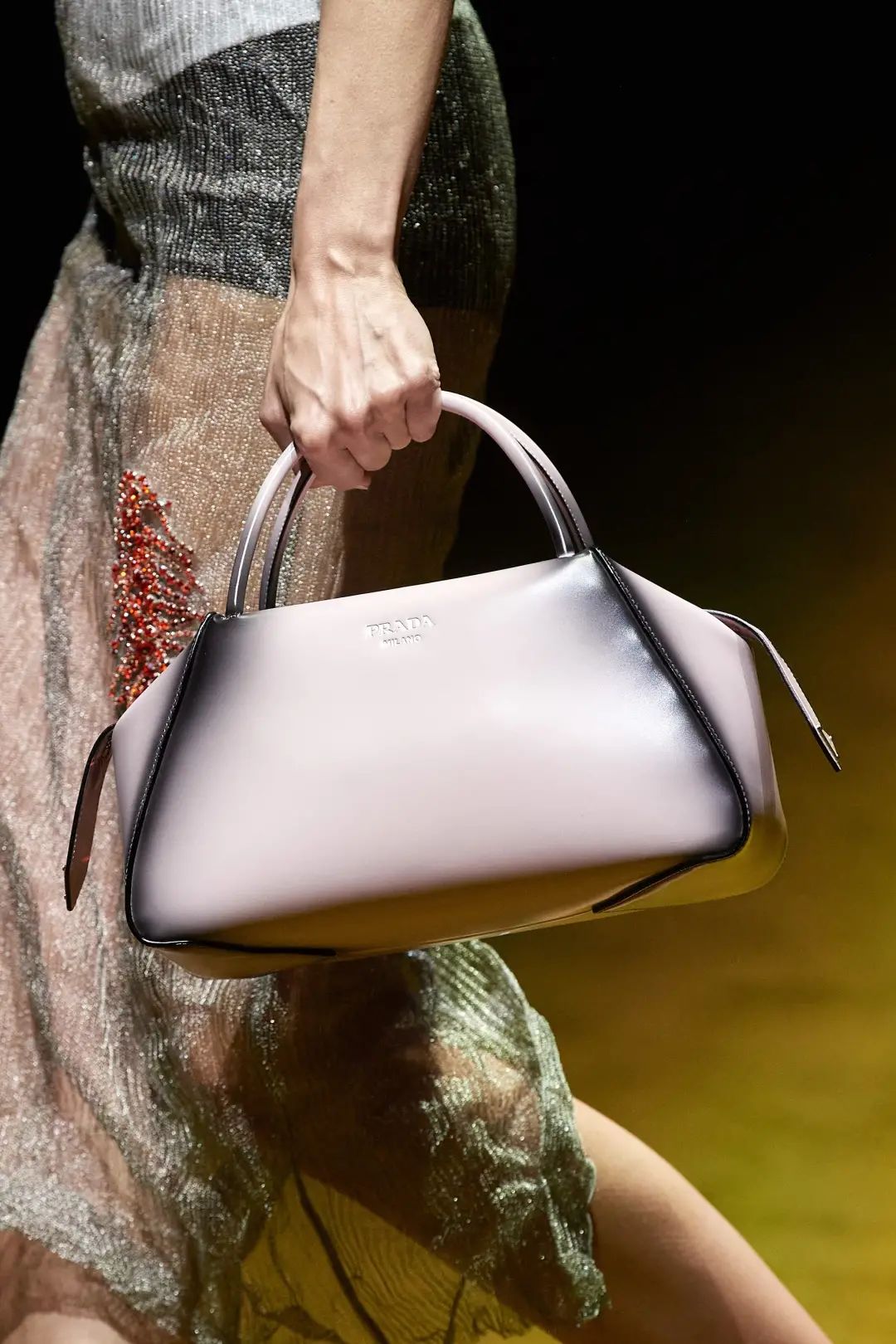 香奈儿垃圾袋为什么这么难买,香奈儿垃圾袋200块钱